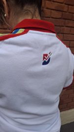 Chomba Mangas Corta Pique, Logo Bordado - Imagen 3